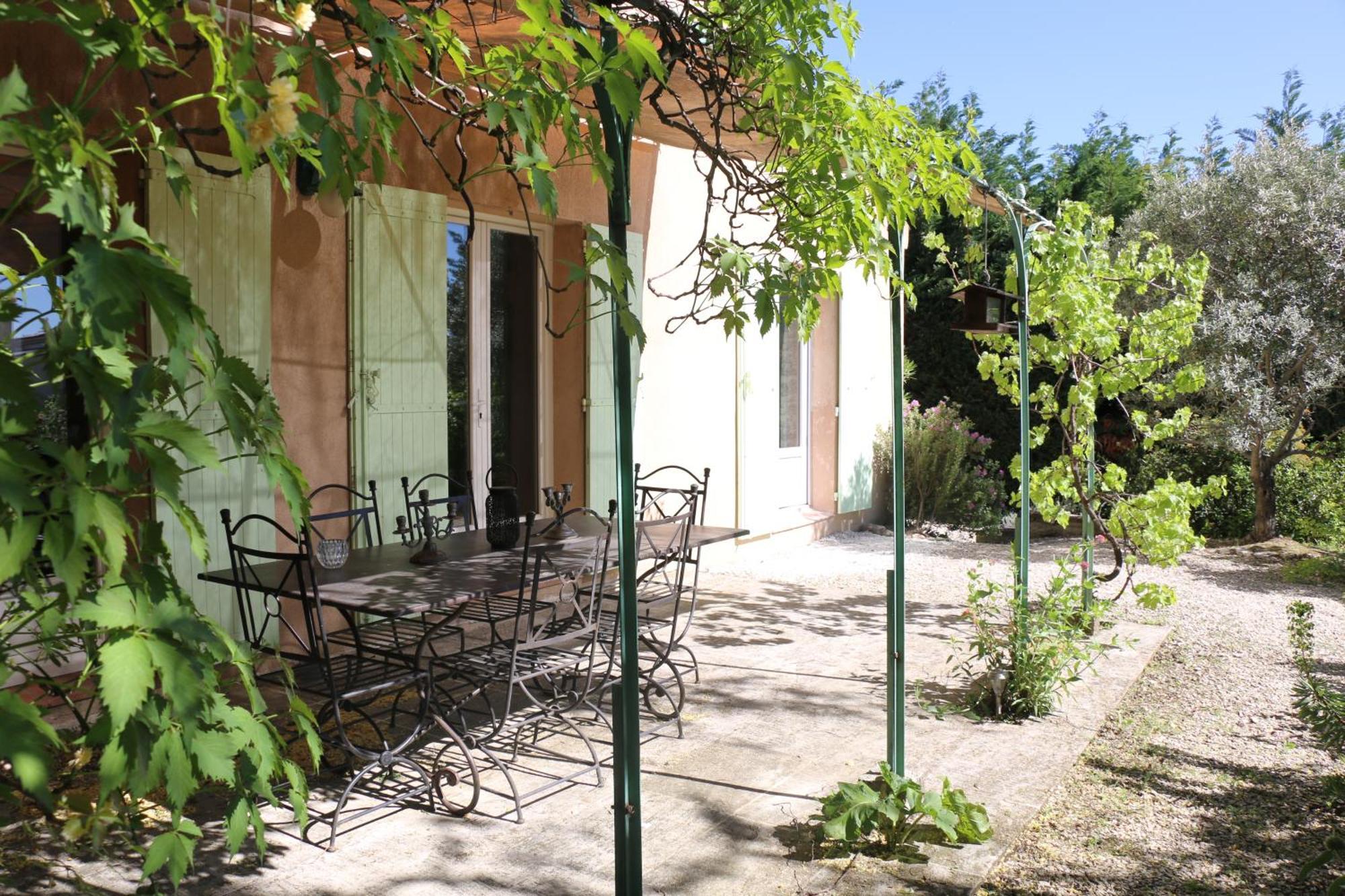 Les Chambres De Fanny Cabrieres-d'Aigues Экстерьер фото